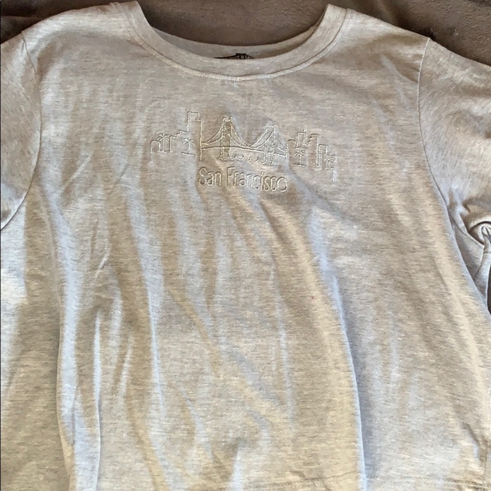 grey t-shirt